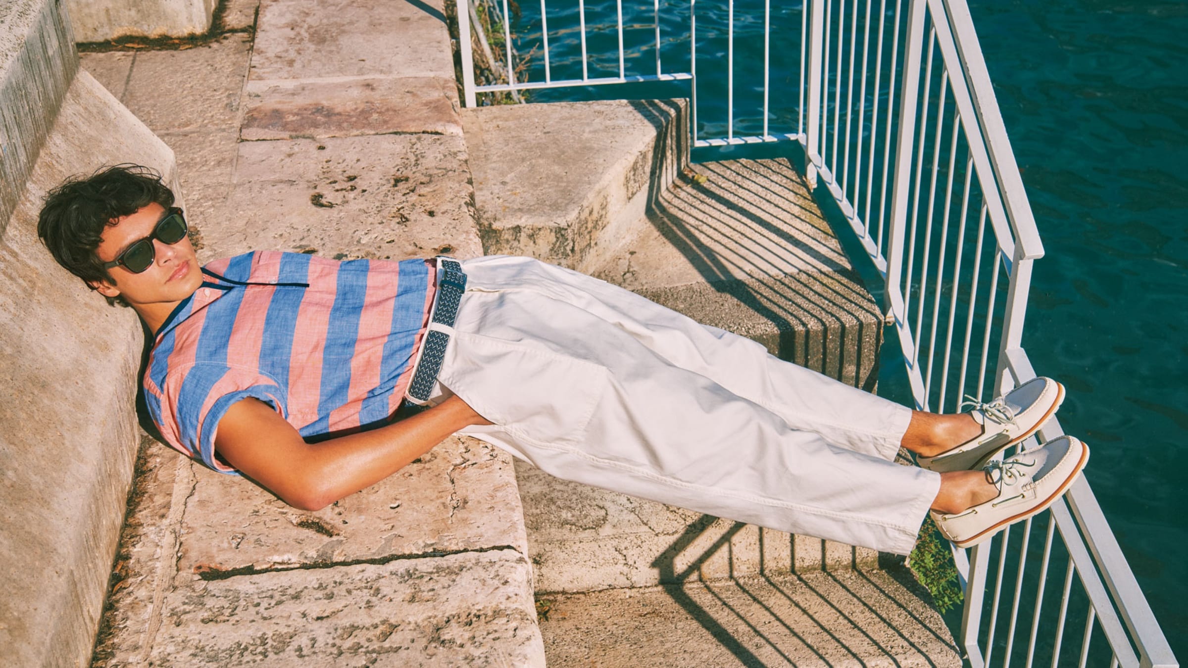 sperry boat shoes men