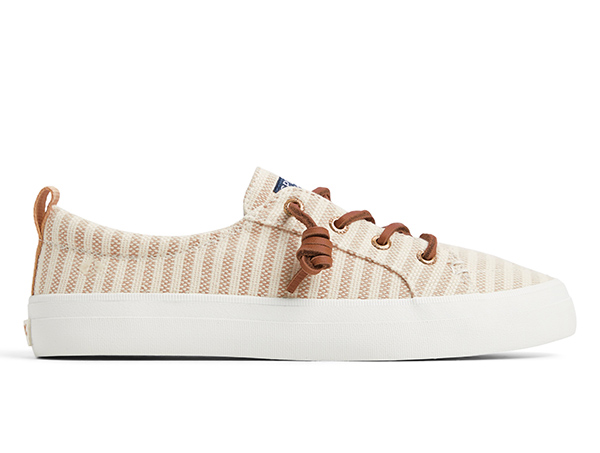 Crest Vibe Sneaker