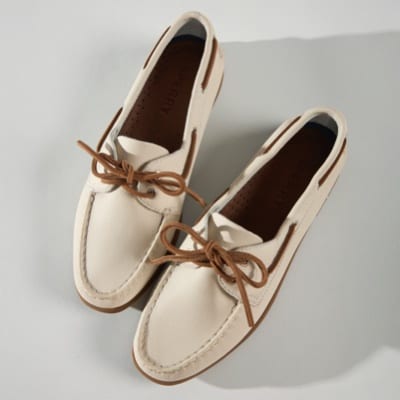 sperry gold cup white